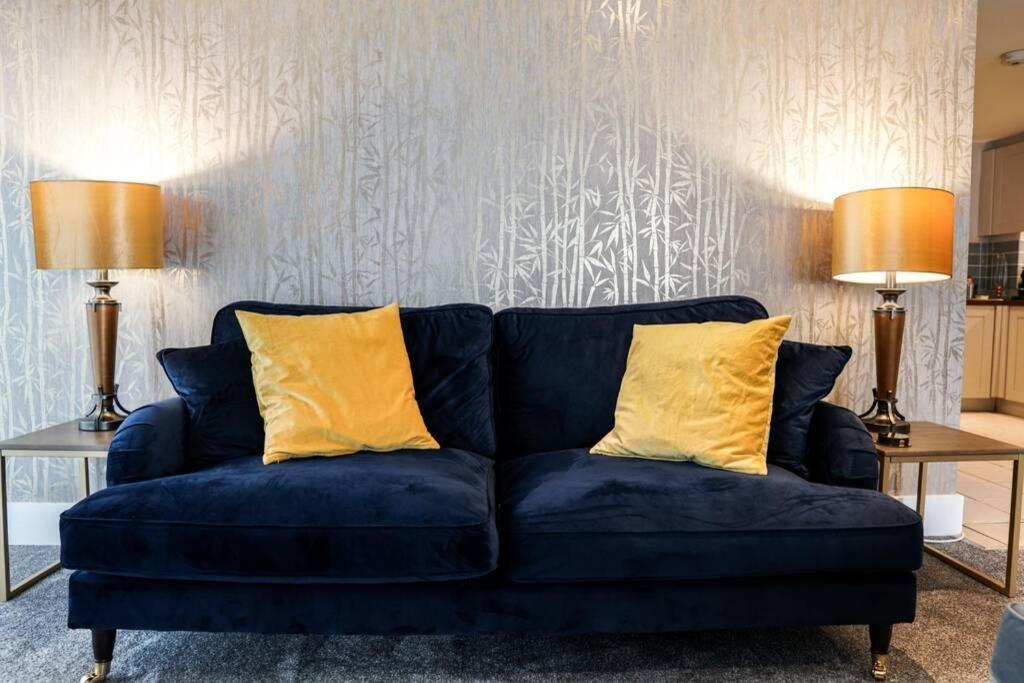 Beautiful 3 Bedroom Apartment By The Sea Newquay  Exterior photo