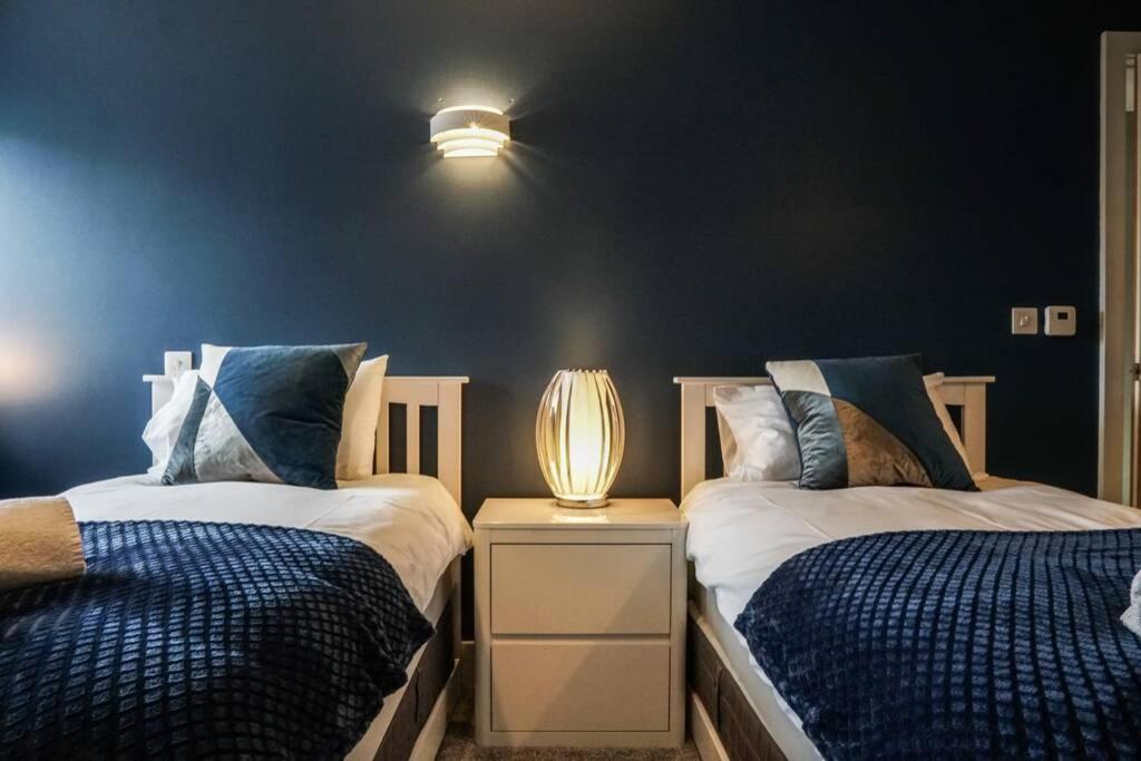 Beautiful 3 Bedroom Apartment By The Sea Newquay  Exterior photo