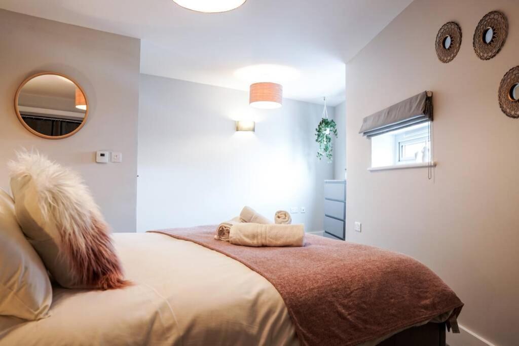 Beautiful 3 Bedroom Apartment By The Sea Newquay  Exterior photo